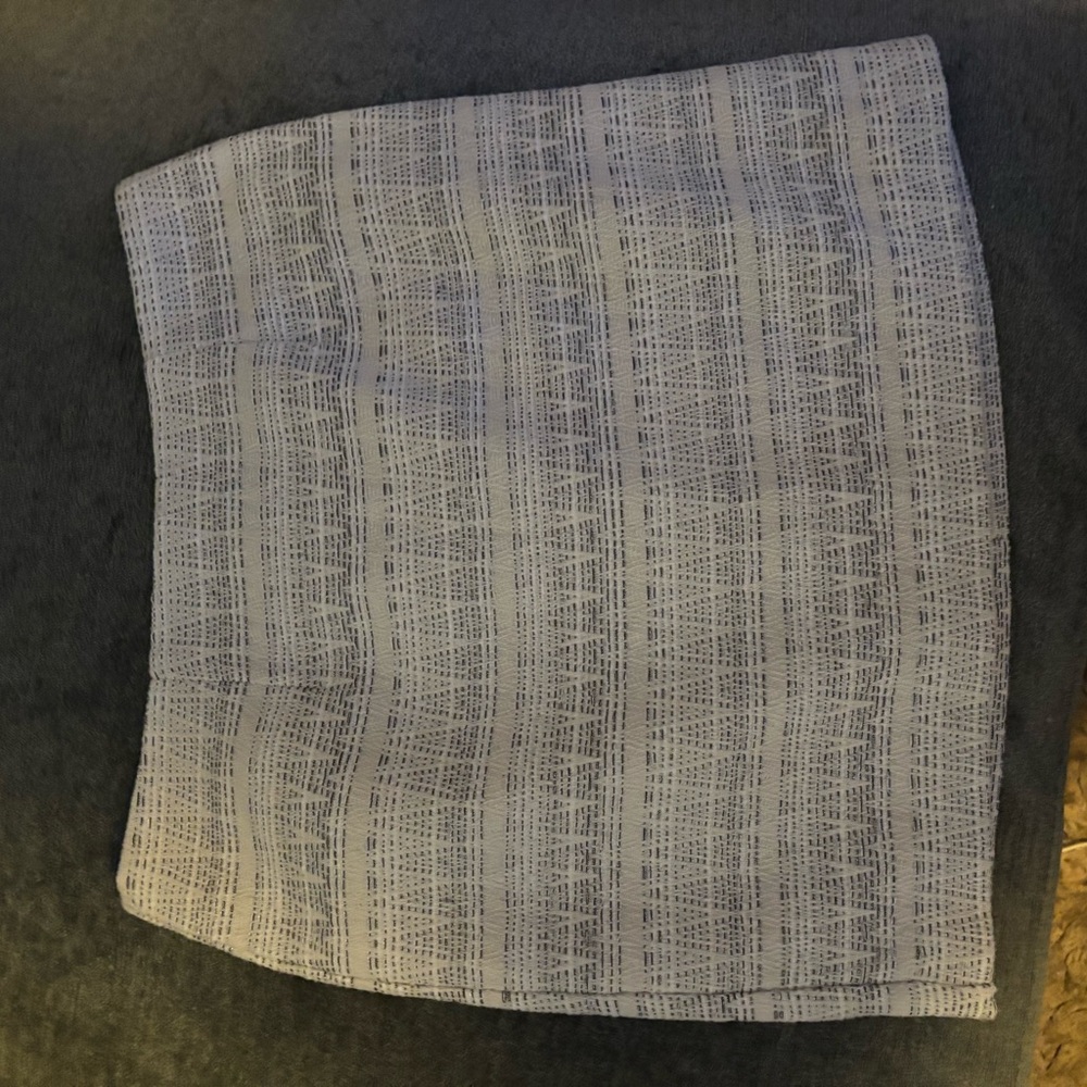 Cream/Gray Patterned tight Skirt size S